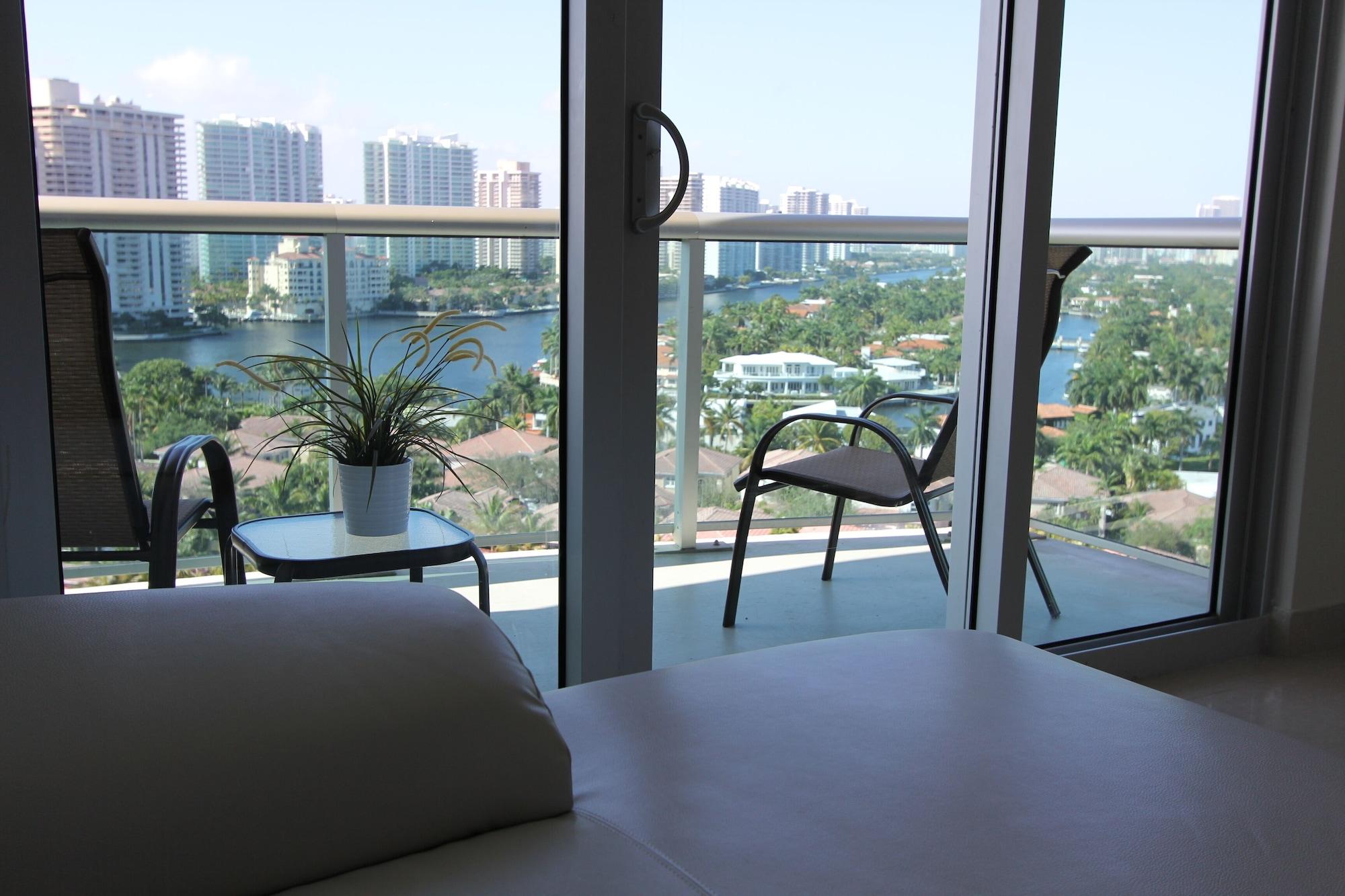 Ocean Reserve Sunny Isles Beach Esterno foto
